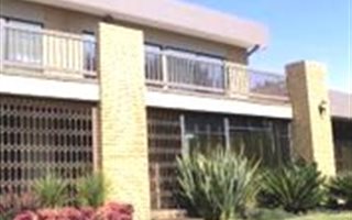 4 Bedroom House in Vaalpark