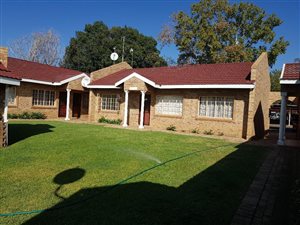 3 Bed Apartment in Bult West