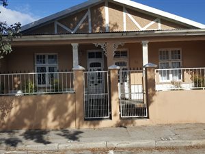 3 Bed House in Richmond Hill