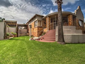 4 Bed House in Symhurst