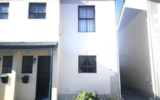 2 Bedroom Duplex in Parklands