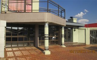 4 Bedroom House in Dobsonville