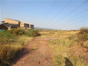 400 m² Land available in Atteridgeville