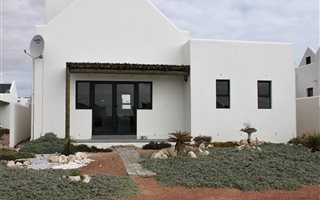 2 Bedroom House in Britannia Bay