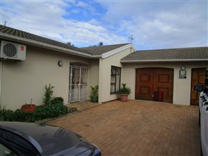 4 Bed House in Die Bos