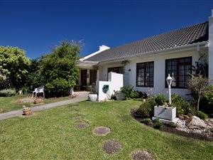 2 Bed House in Loerie Park