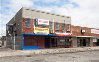 600 m² Retail Space in Gelvan Park