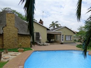3 Bedroom House in Beverley Gardens