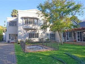4 Bed House in Parkview