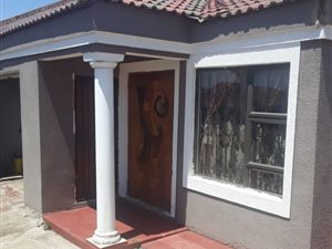 2 Bed House in Roodekop