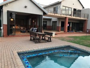 4 Bed House in Kameeldrift East