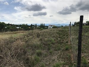 3272 m² Land available in Underberg