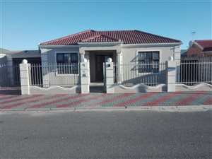 4 Bed House in Khayelitsha