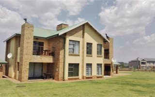2 Bedroom Apartment in Tuscany Ridge