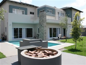 4 Bed House in Midstream Estate