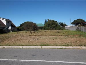 983 m² Land available in Forest Downs