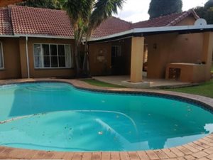 3 Bed House in Bromhof
