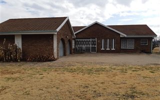 1 m² Land available in Homelands
