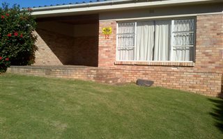 4 Bedroom House in Boesmansriviermond
