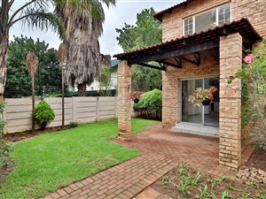 2 Bed Townhouse in Bromhof