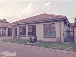 2 Bed House in Vanderbijlpark SE8
