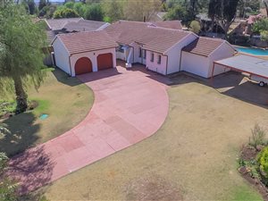 4 Bed House in Brackenhurst