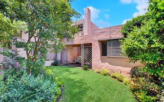 2 Bedroom Townhouse in River Club