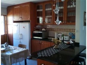 4 Bed House in Sheffield Beach