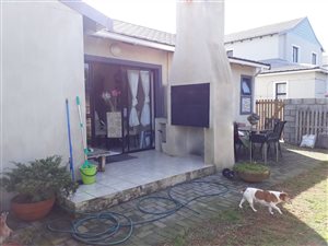 3 Bed Townhouse in Paradise Beach