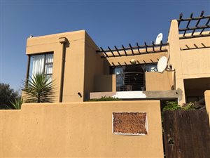 2 Bed Apartment in Glenvista