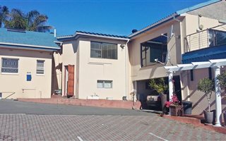 3 Bedroom House in Amalinda