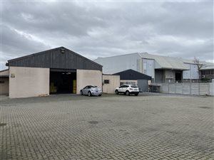 400 m² Industrial space in Elsies River Industrial