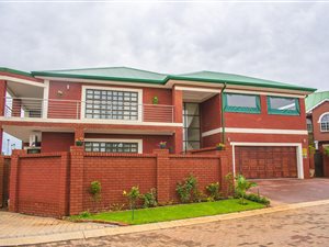 4 Bed Cluster in Benoni CBD