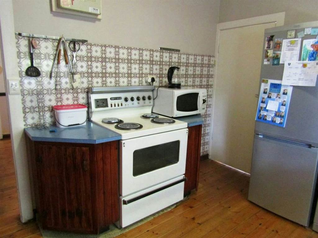 3 Bedroom House in Prestbury photo number 19