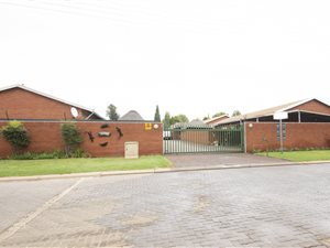 3 Bed Cluster in Bergsig