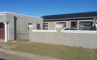3 Bedroom House in Motherwell
