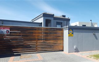4 Bedroom House in Parklands