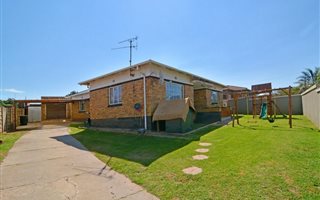 3 Bedroom House in Homestead
