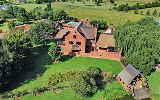 4 Bedroom House in Grootfontein Estate