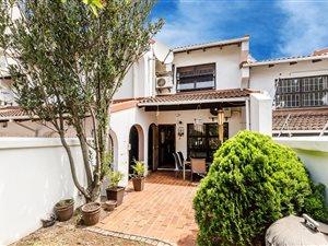 2 Bedroom Duplex in Bulwer