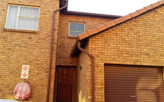 2 Bedroom Duplex in Groeneweide