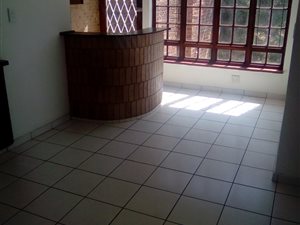 5 Bed House in Dawncrest