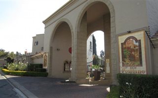 1 Bedroom Apartment in Paulshof