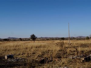 19.9 ha Land available in Waterval East