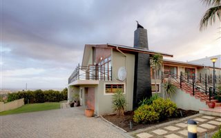 6 Bedroom House in Welgemoed