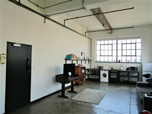1 Bed Apartment in Maboneng