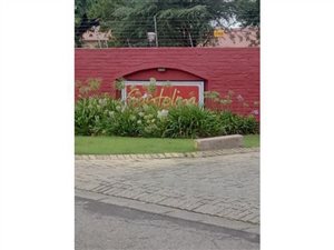 2 Bed Apartment in Ruimsig