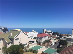2 Bed Apartment in Bantry Bay