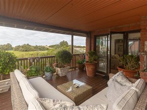 3 Bed Townhouse in Wilderness