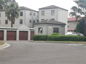 2 Bed Apartment in Sanlamhof